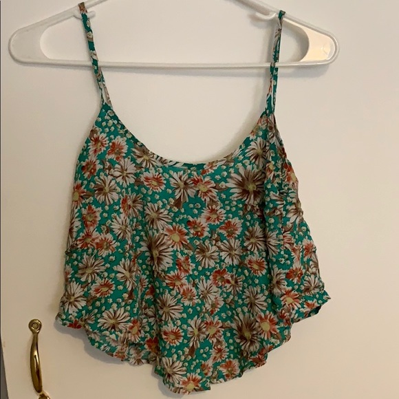 Tops - Floral pattern tank top